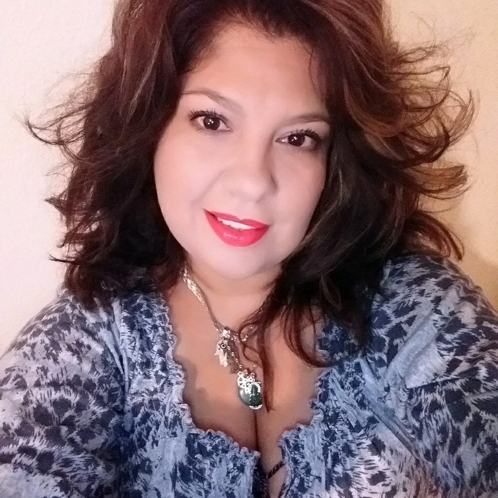 Meet your Posher, Joann